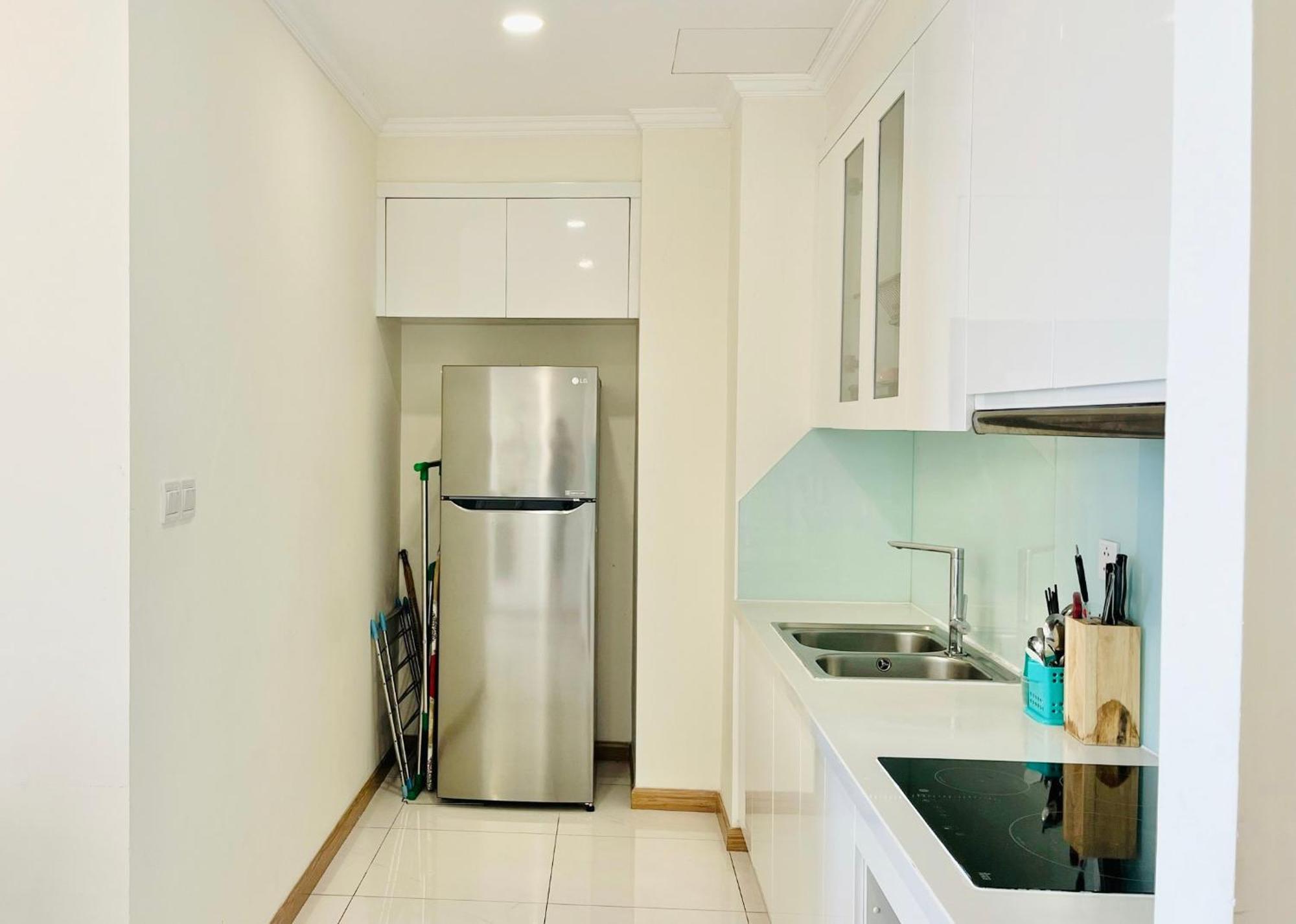 Vinhomes Park Athena Apartment- Ho Dich Vu Cho Thue * TP. Hồ Chí Minh